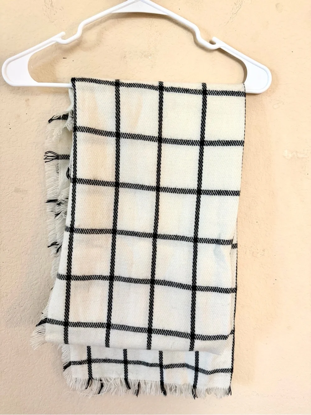 Classic Black & White Windowpane scarf